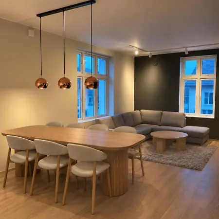 Apartment Spacious 3 Bedroom In