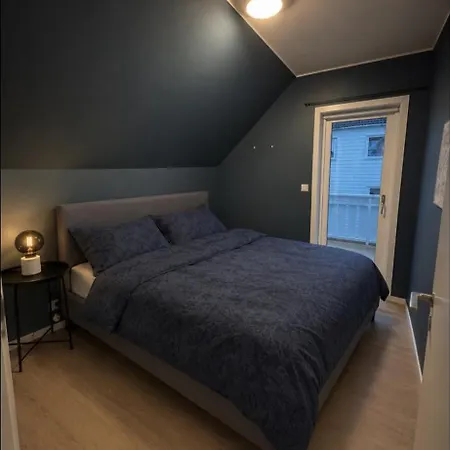 Apartment Spacious 3 Bedroom In